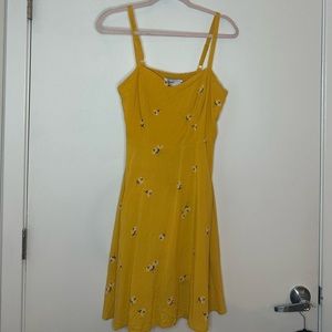 Old Navy spaghetti strap Mustard floral skater dress summer dress.  Size small